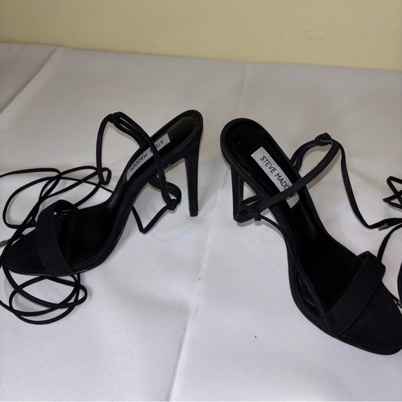 Steve Madden Black Suede Stiletto Heels - Picture 1 of 8